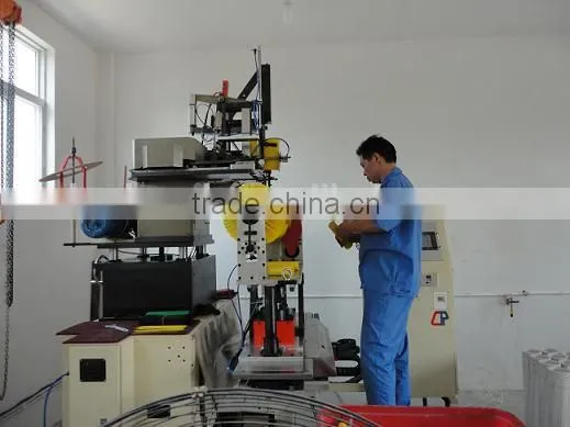 Disc floor sweeper brush pad driver