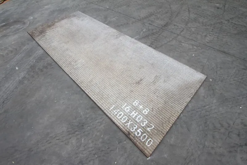 Wodon chrome carbide overlay plate with chrom alloy welding layer