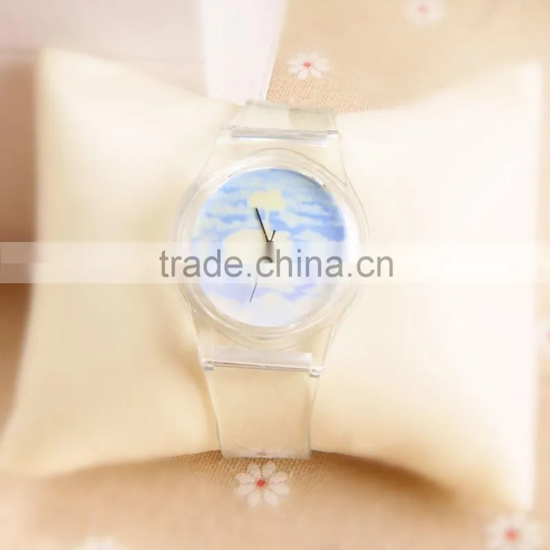 Stock!Fashion High Quality New Arrival Cheap Simple Transparent Plastic Wrist Watch for Gift
