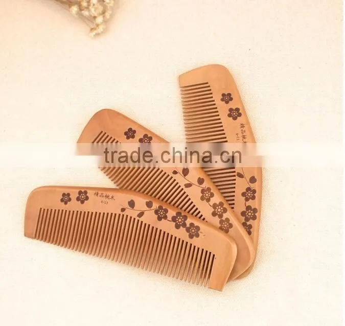 Hot sale OEM peach wood pocket size personalized hair comb