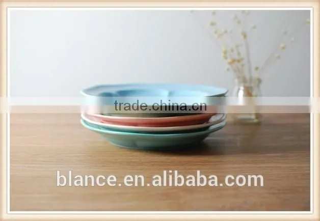 flower shaped plates in different colors