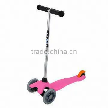 Three wheels supper kick scooter