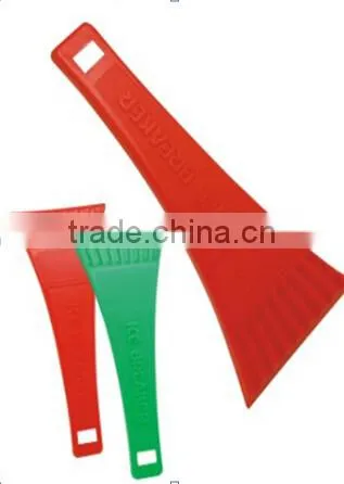 15052303 Plastic Ice Scraper