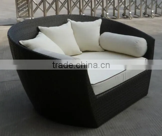 Newest Design Outdoor Big Sun Bed Rattan Day Bed