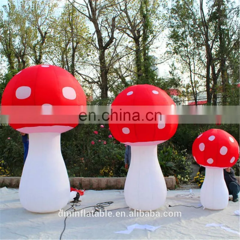 Giant Inflatable Mushroom With LED for Park Decoration