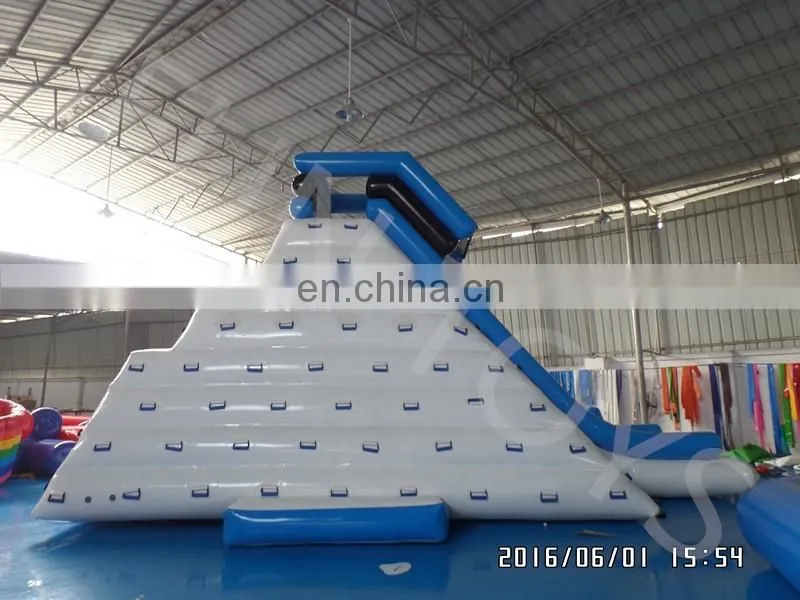 8 person ride Floating Dolphin inflatable water ski banana towable boat