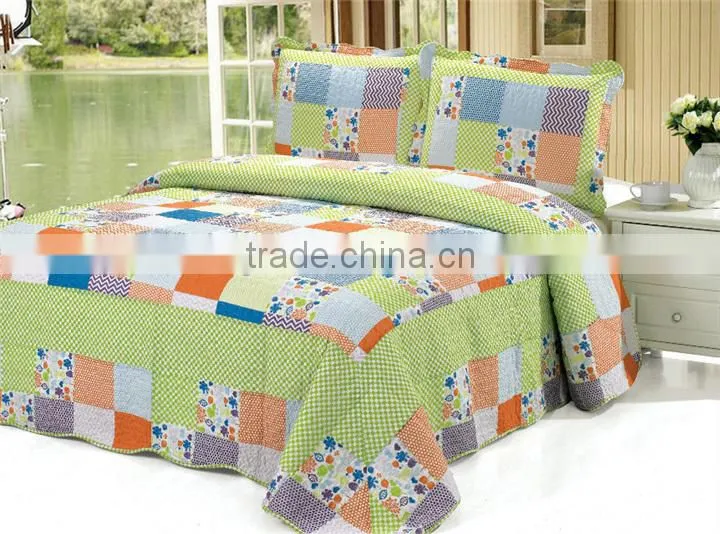 Cotton colorful green and orange flower printed american patchwork quilts handmade cotton patchwork quilts