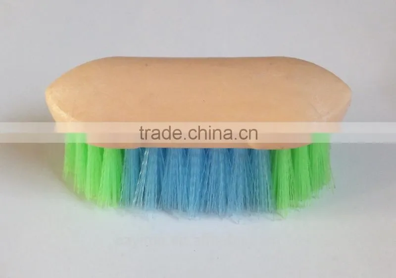horse brush with colorful bristle for grooming/horse products