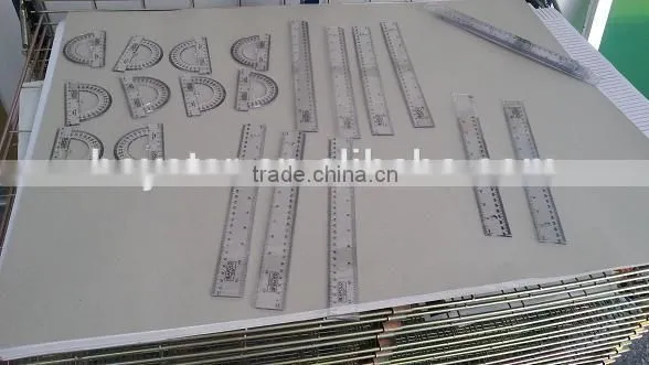 Full automatic plastic ruler screen printing machine with UV dryer