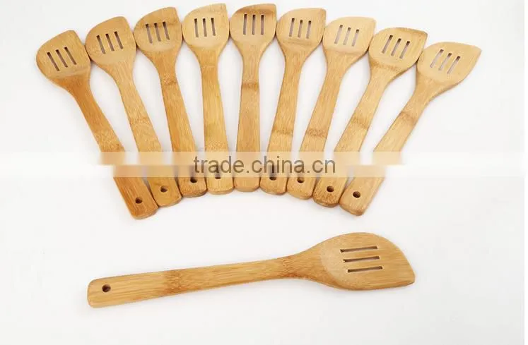 Bamboo Slotted turner