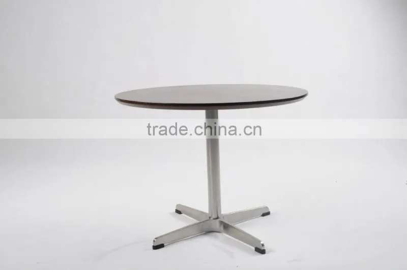 Hotel project furniture Arne Jacobsen circular coffee table