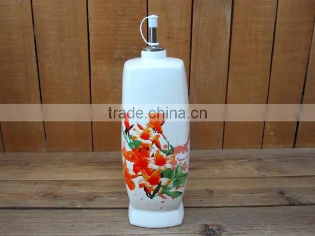 Eco-friendly Feature Ceramic Kitchen Oil Bottle