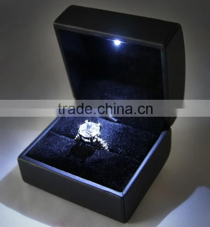 Wholesale High quality ring box with PU leather LED light