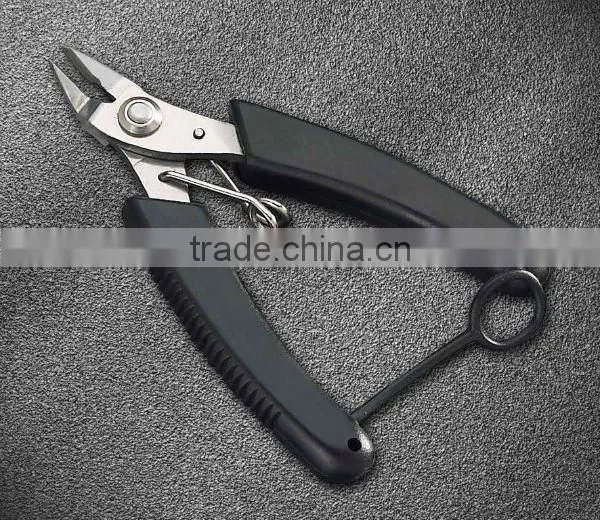 Fishing line scissor