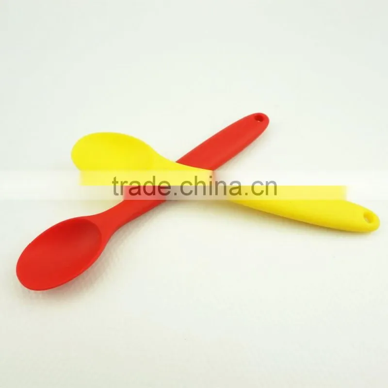 16053 baby silicone feeding spoon