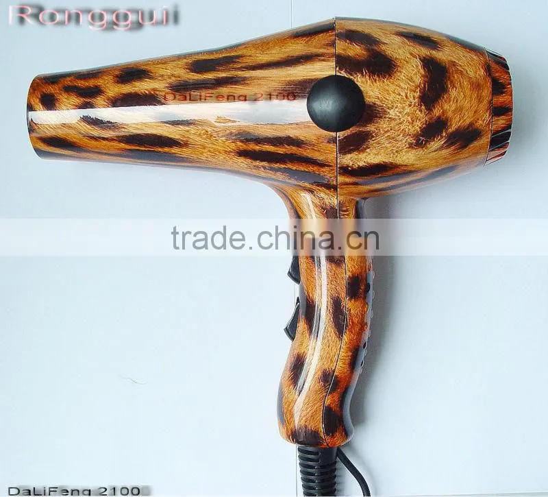 Injection hairdryer with 1800-2100W