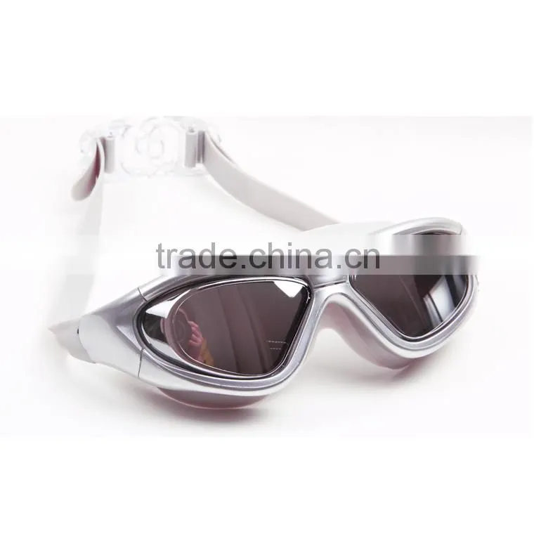 2016 New Style Fashionable Comfortable Silicone Swimming Goggle