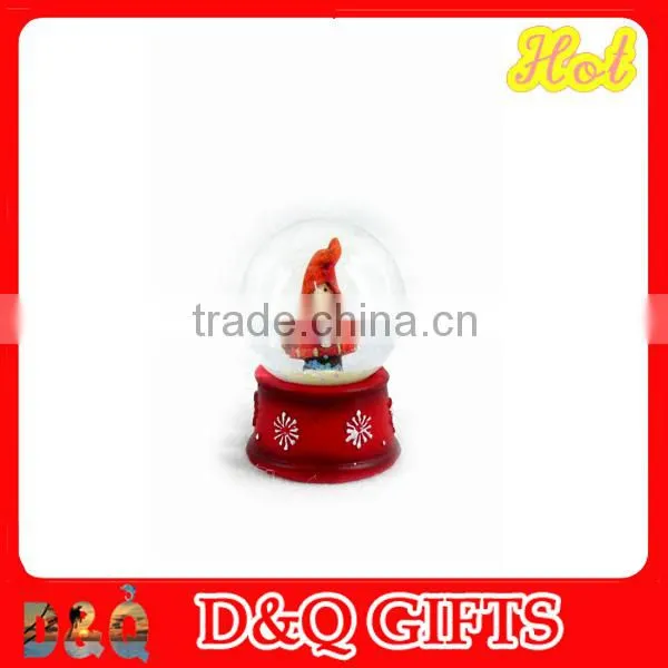 New Poly Christams snow globe