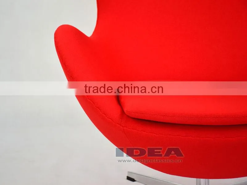 Replica Arne Jacobsen Egg chair - Red Wool Fabric - polished aluminum base