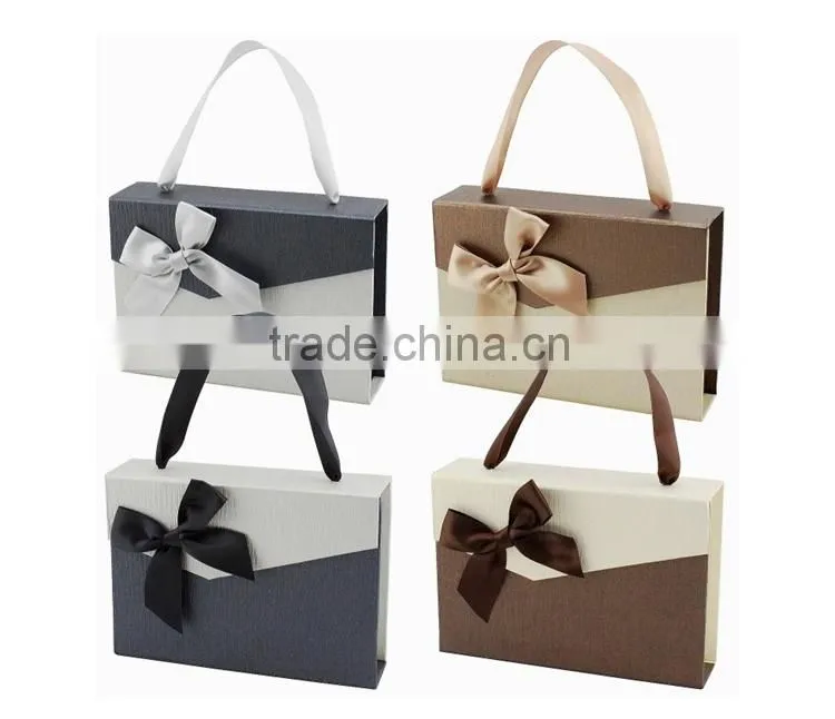 Custom made cardboard carrying box with handle