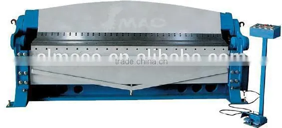 Hydraulic sheet folding machine