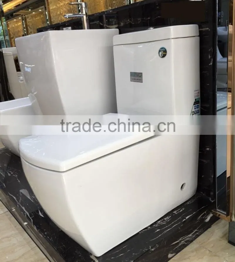8207J Best seller ceramic S/P trap one piece water closet