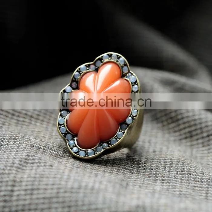 Beautiful New Design Ladies Finger Ring