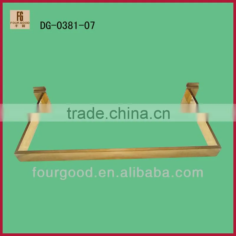display garment hanging rails
