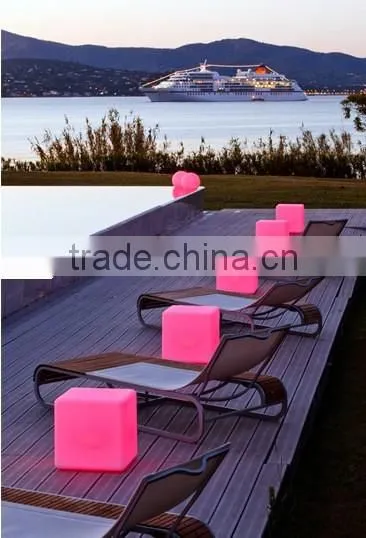 indoor/outdoor color change plastic illuminated LED cube/Fashion Plastic Illuminated LED Cube
