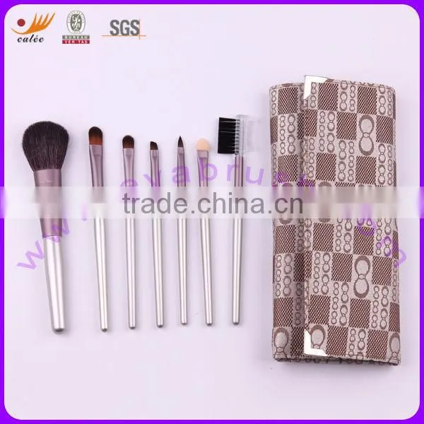 Seven-piece Makeup/Cosmetic Brush Set Wooden Handle