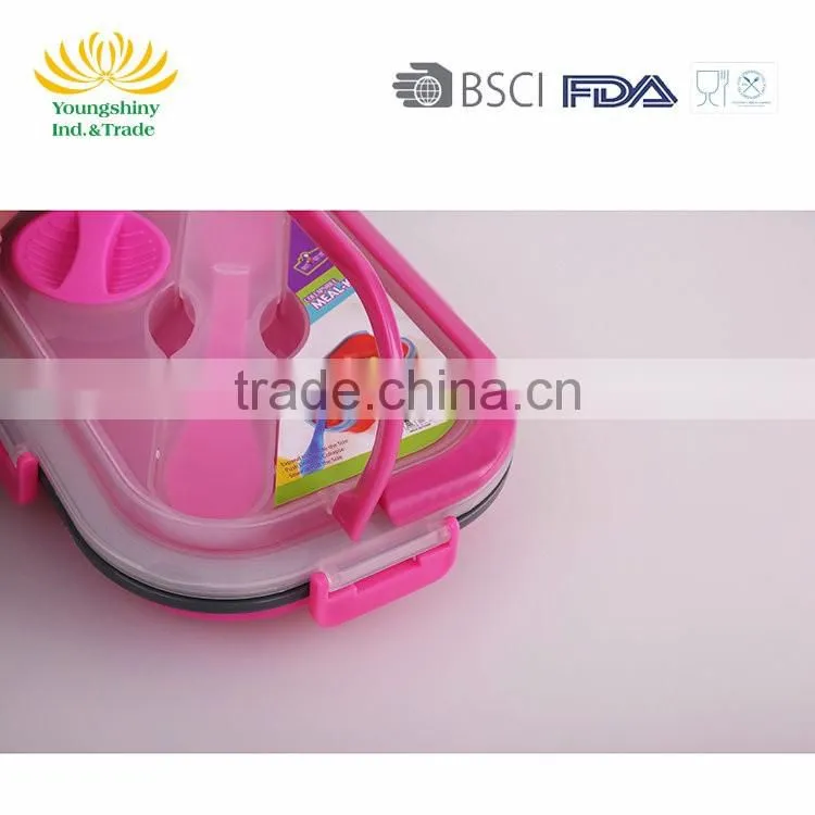 Portative silicone collapsible lunch box with lock