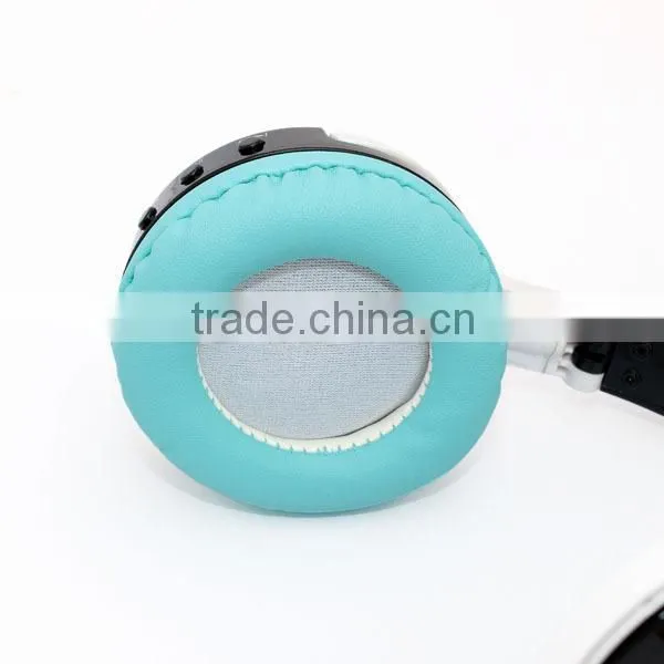 hot new products for 2015 china supplier Sport Multi-function wireless headsets witn FM radio function and tf card slot