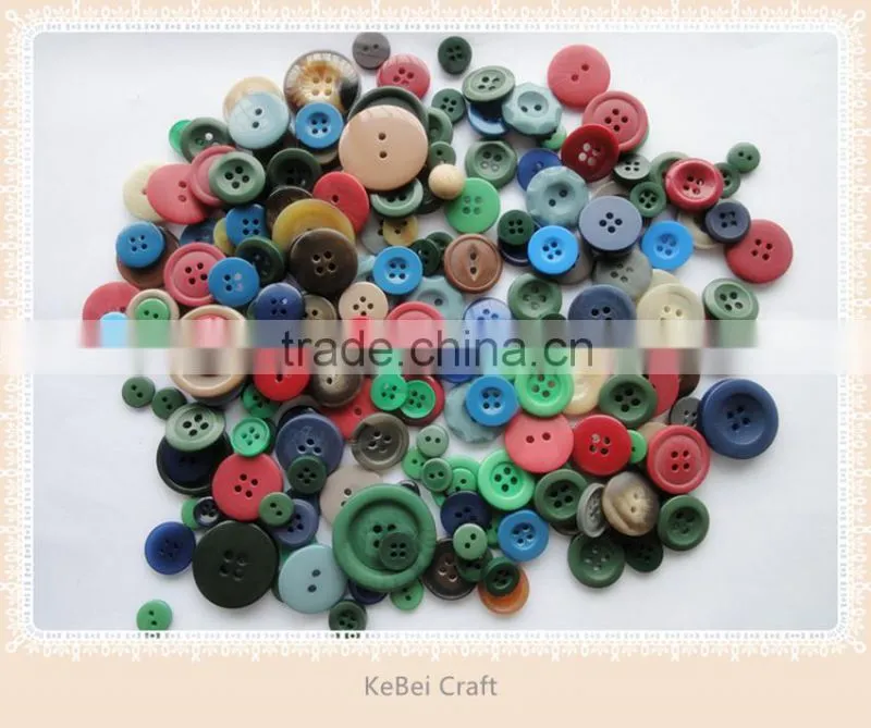 Mix bright plastic resin color buttons for gifts, craft making and scrapbooking,diy buttons