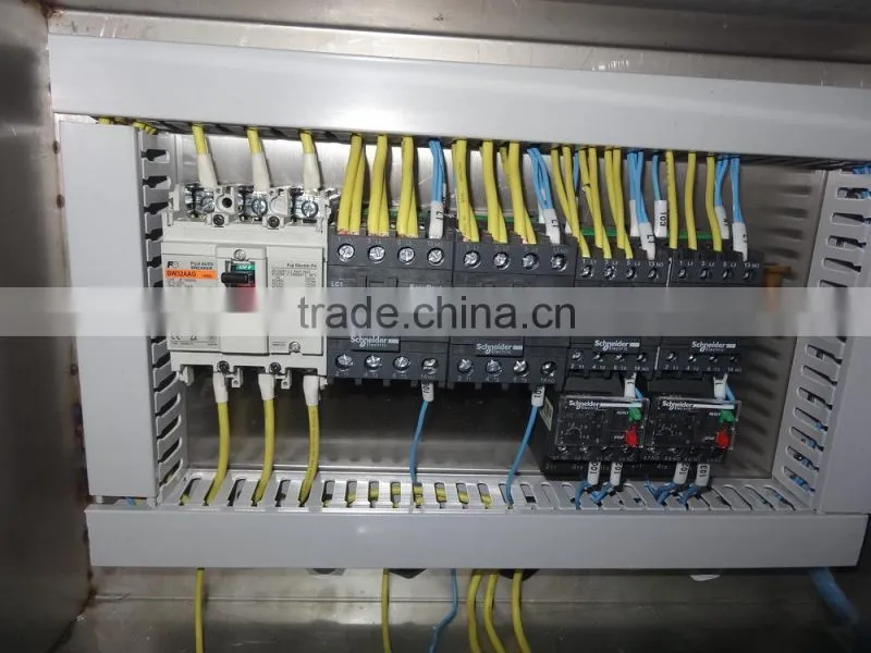 FFB multifunction automatic flow cookie packaging machine