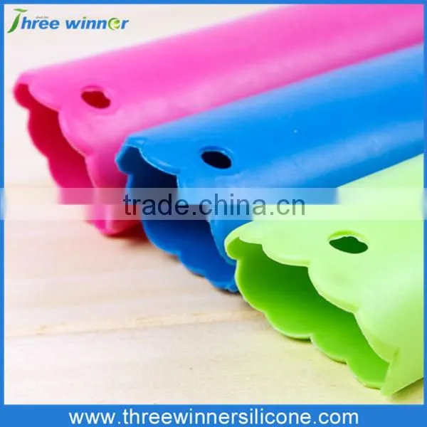 Cheap fashion commercial silicone garlic peeler with factory price