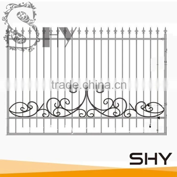 Decorative iron fecing
