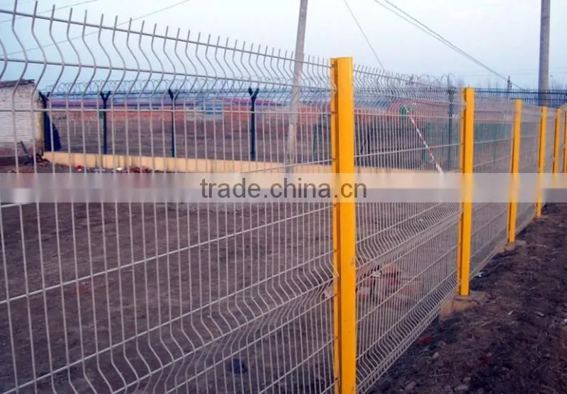 easily assembled Peach post PVC coated fence panel