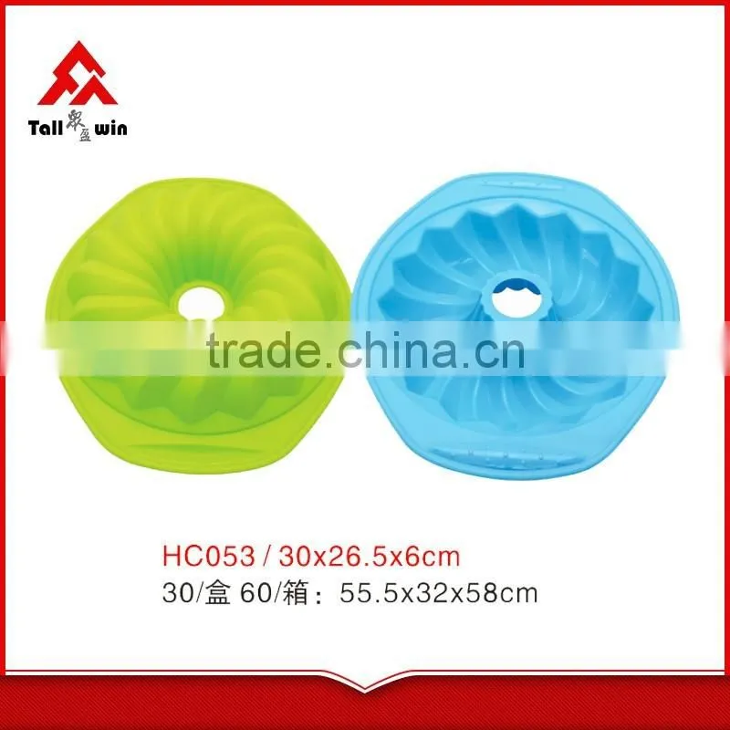 Hot selling 12 cups silicone cake baking tray