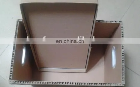Plastic punch carton handle for carton box
