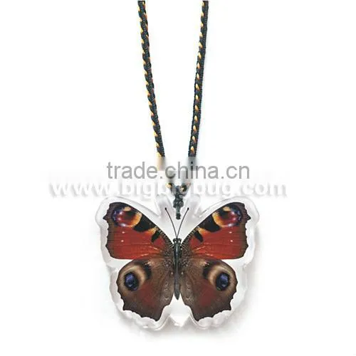 doll pendant in necklace as promotion gifts