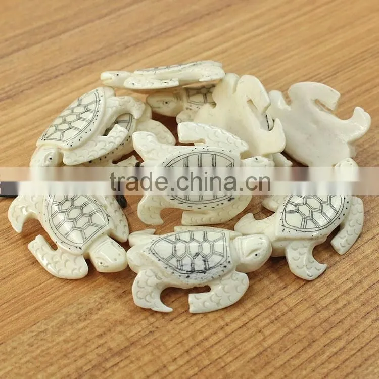OB004 Realistic detail Carved Ox Bone turtle Tortoise Pendant