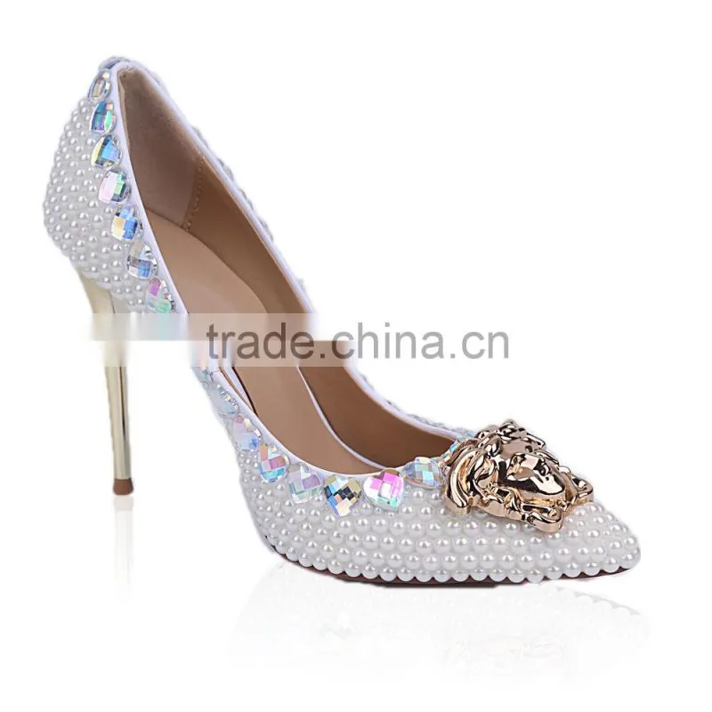 Love Heart Diamond Wedding Heels, High-end Leather White Wedding Shoe for Bridal Handmade with Peal Mask Face