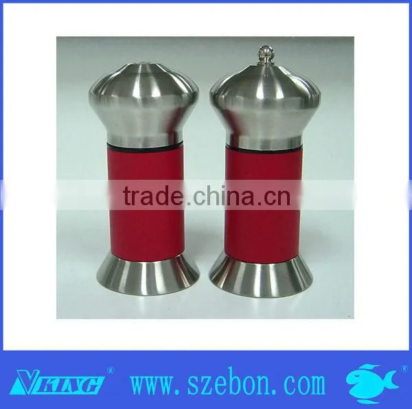 Eco-friendly food grade wooden pepper mill