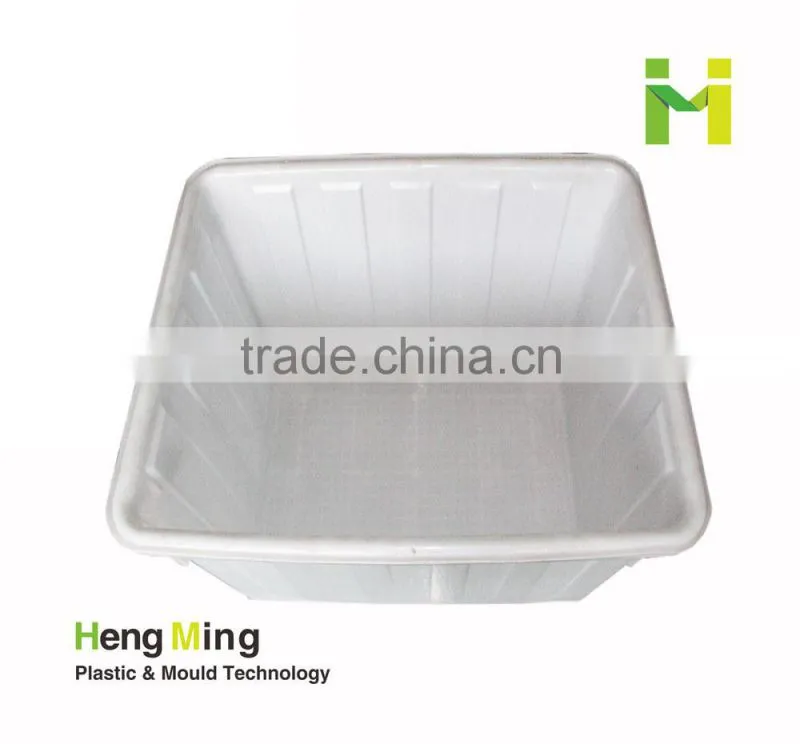 Clothing plastic crate for Italian market