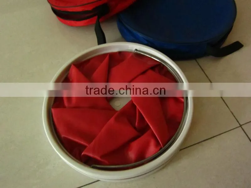 Portable Blue/red water bucket with steel hand