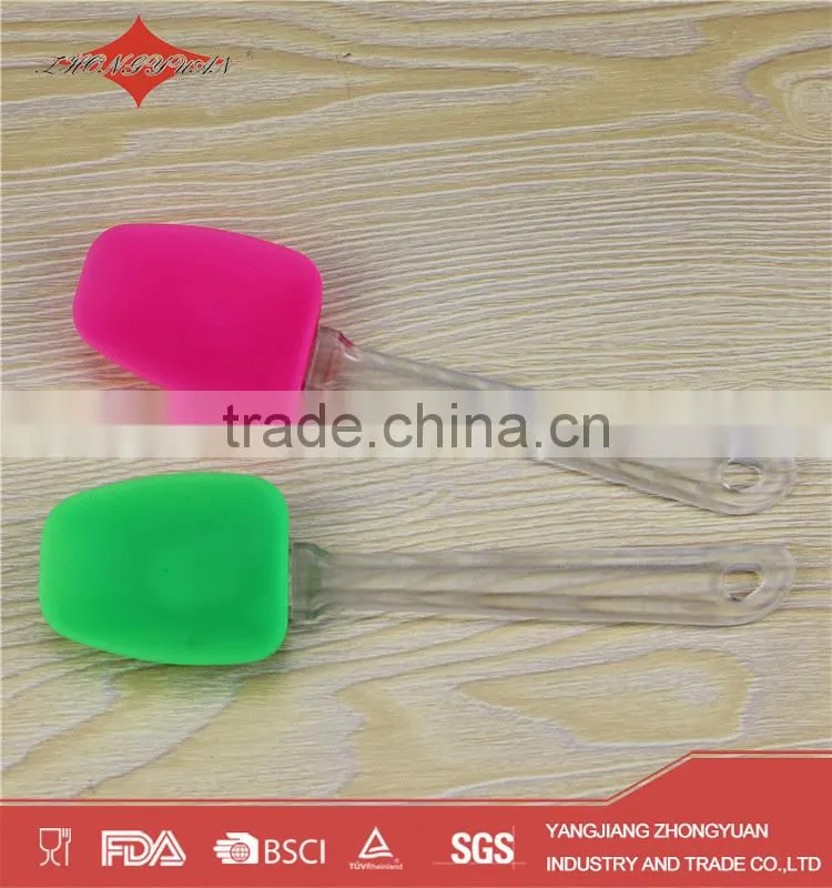 3-piece silicone spatula set with plastic handle