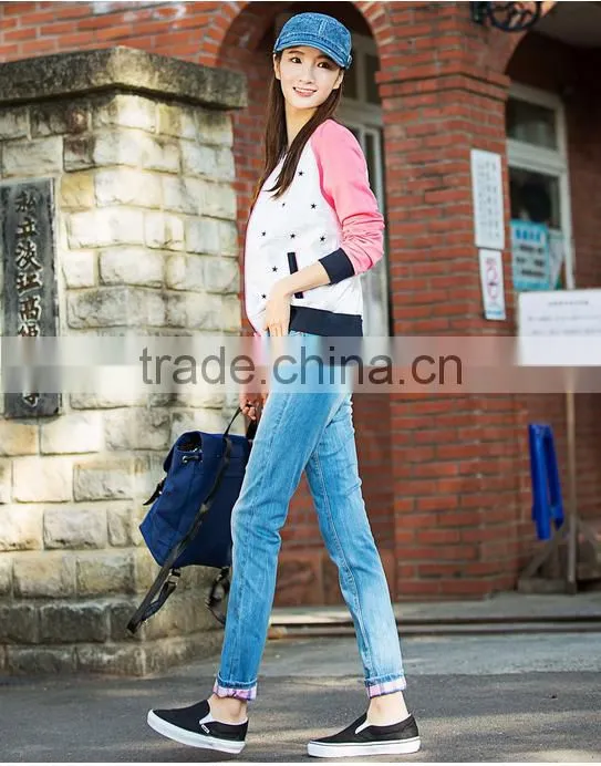 Light grey long-sleeved jacket pink baseball tide mode