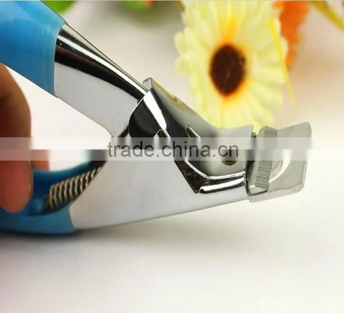 Nail tip cutter