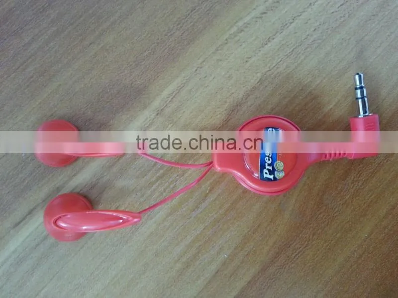 cheap retract earphone for promotion