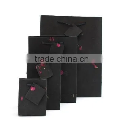 2011 cute paper gift bag